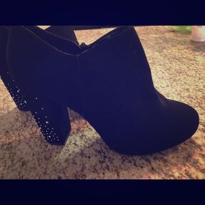 Black ankle boots, unworn.